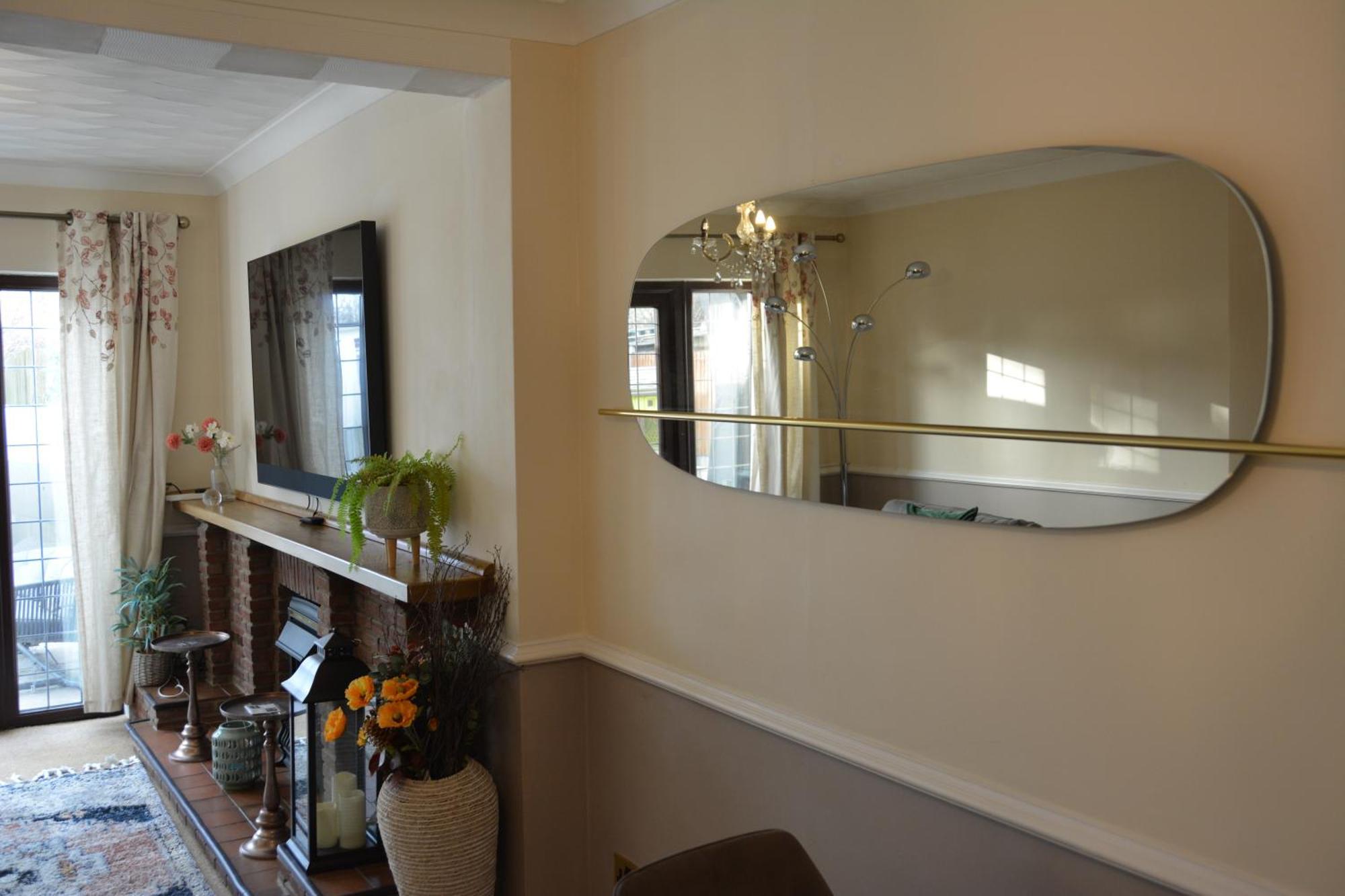 Cozy, Modern, Spacious 4 Bedroom House In London Ромфорд Экстерьер фото